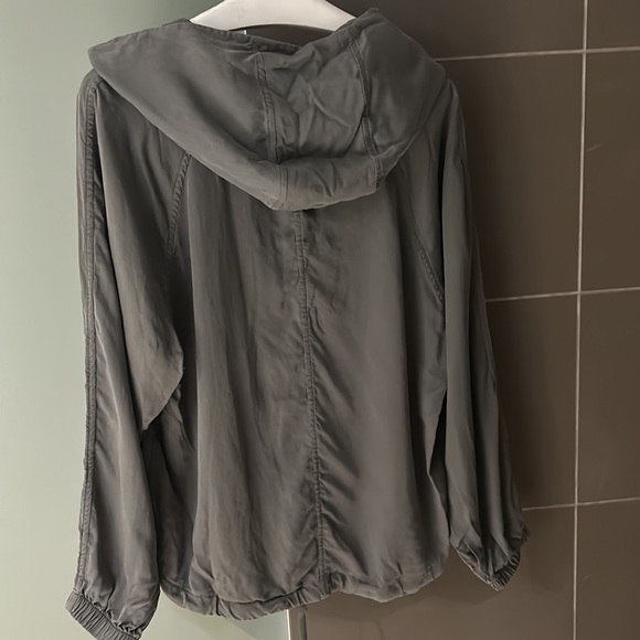 Lululemon half zip hoodie top - Picture 3 of 3